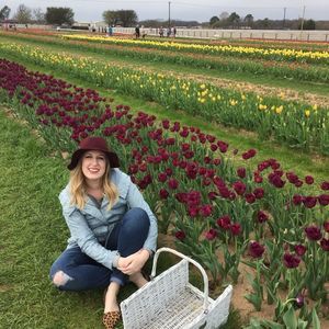 Meet your Posher, Alyssa